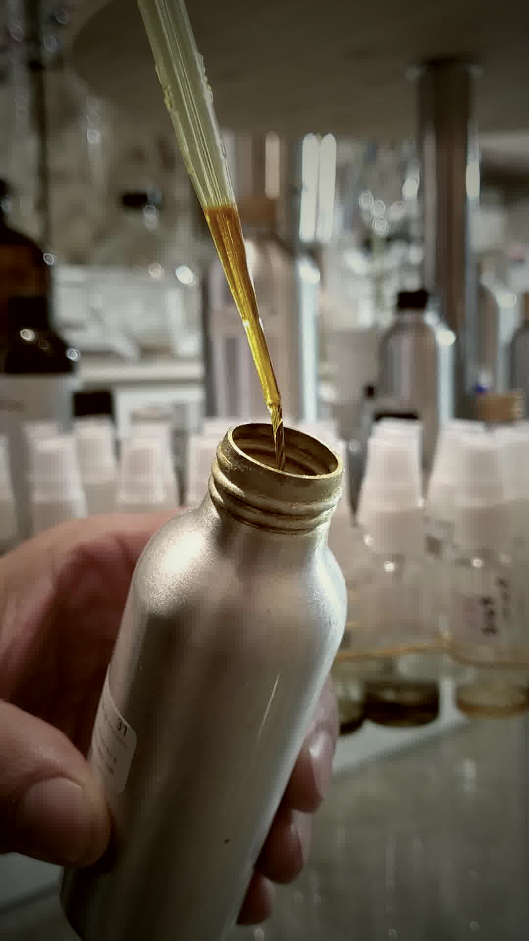 Versement d'huile essentielle